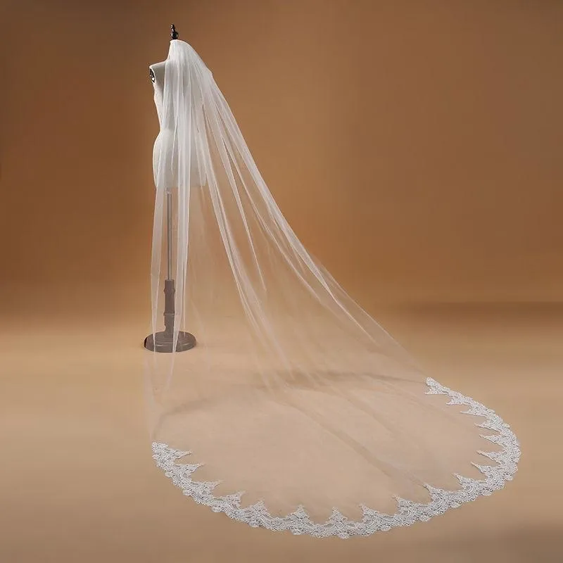 3M One Layer Lace Edge Cathedral Wedding Veils | Bridelily
