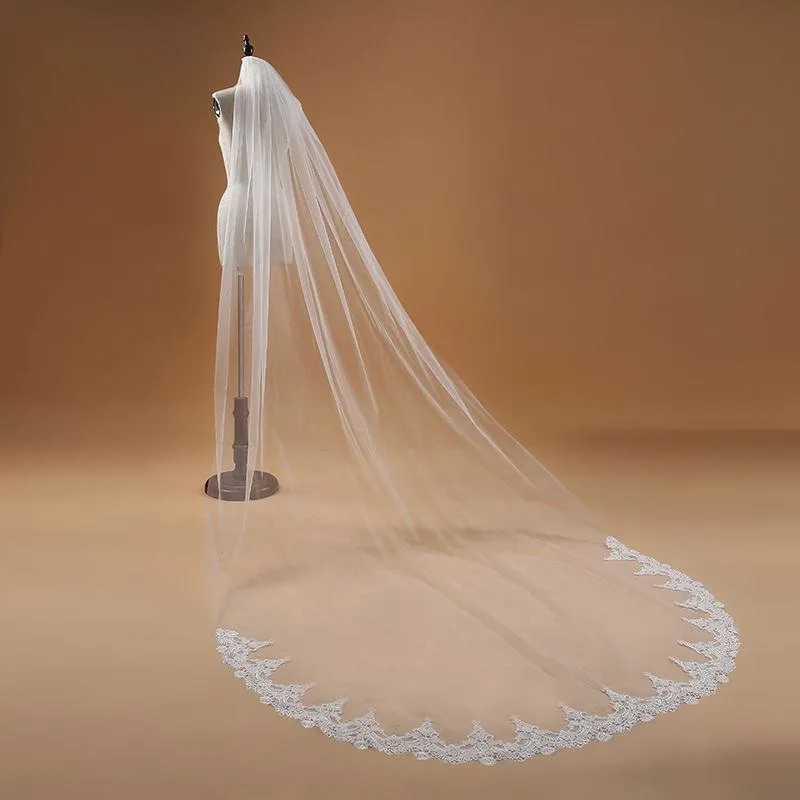 3M One Layer Lace Edge Cathedral Wedding Veils | Bridelily