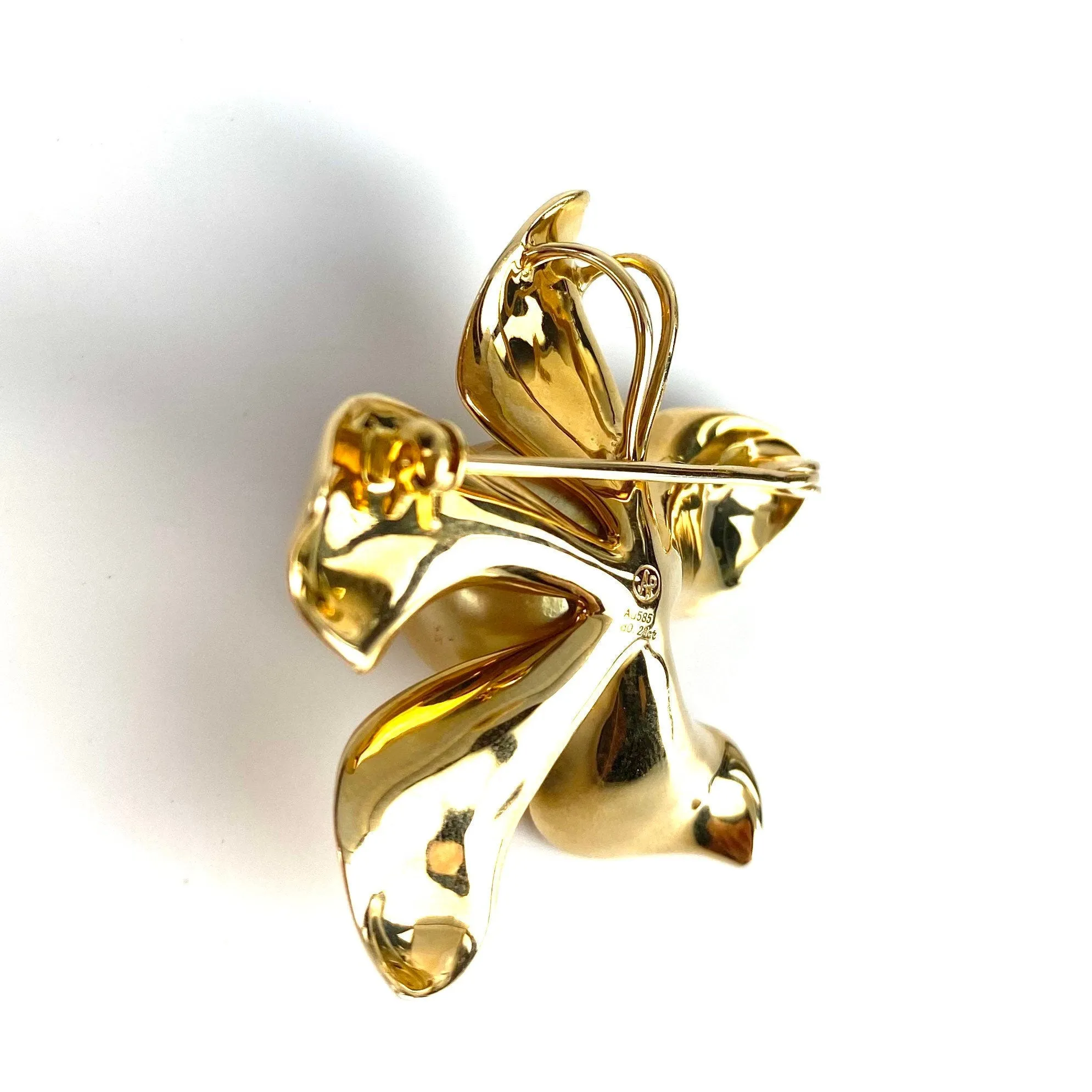 Beautiful 14K Golden SS Pin & Pendant W/ 12.5mm Golden South Sea Pearl W/ 5 Diamonds