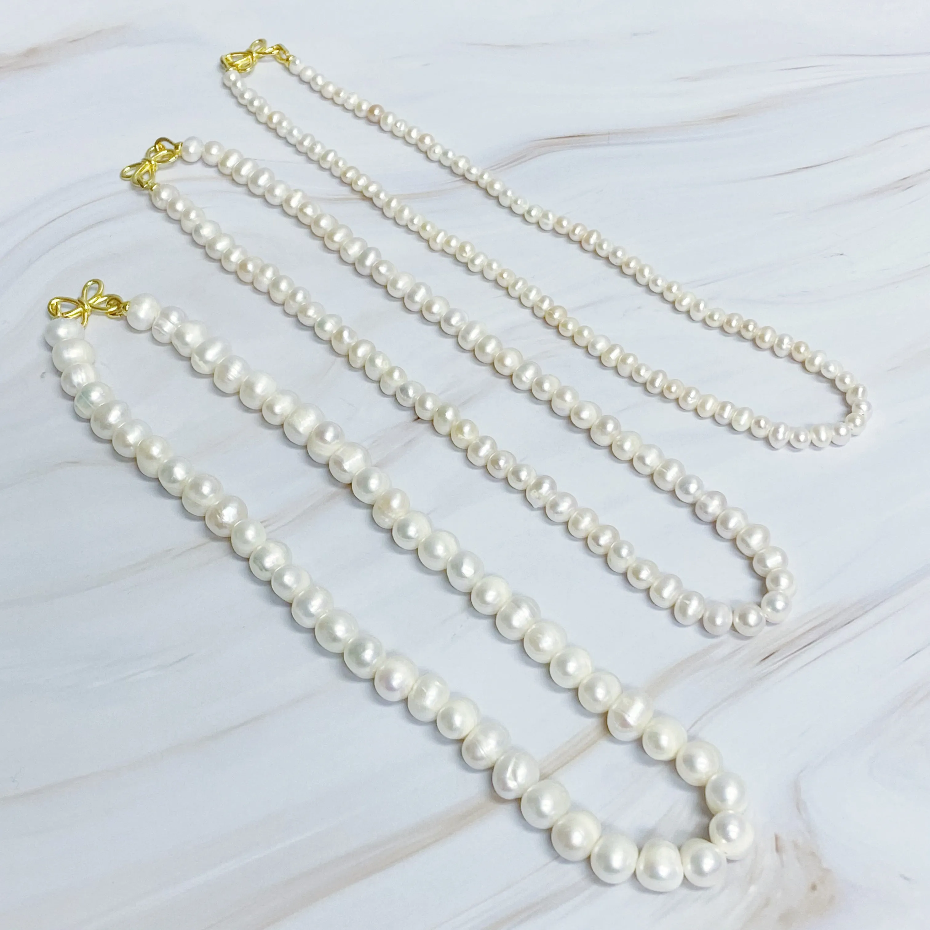 Clover Clasp Genuine Pearl Necklace