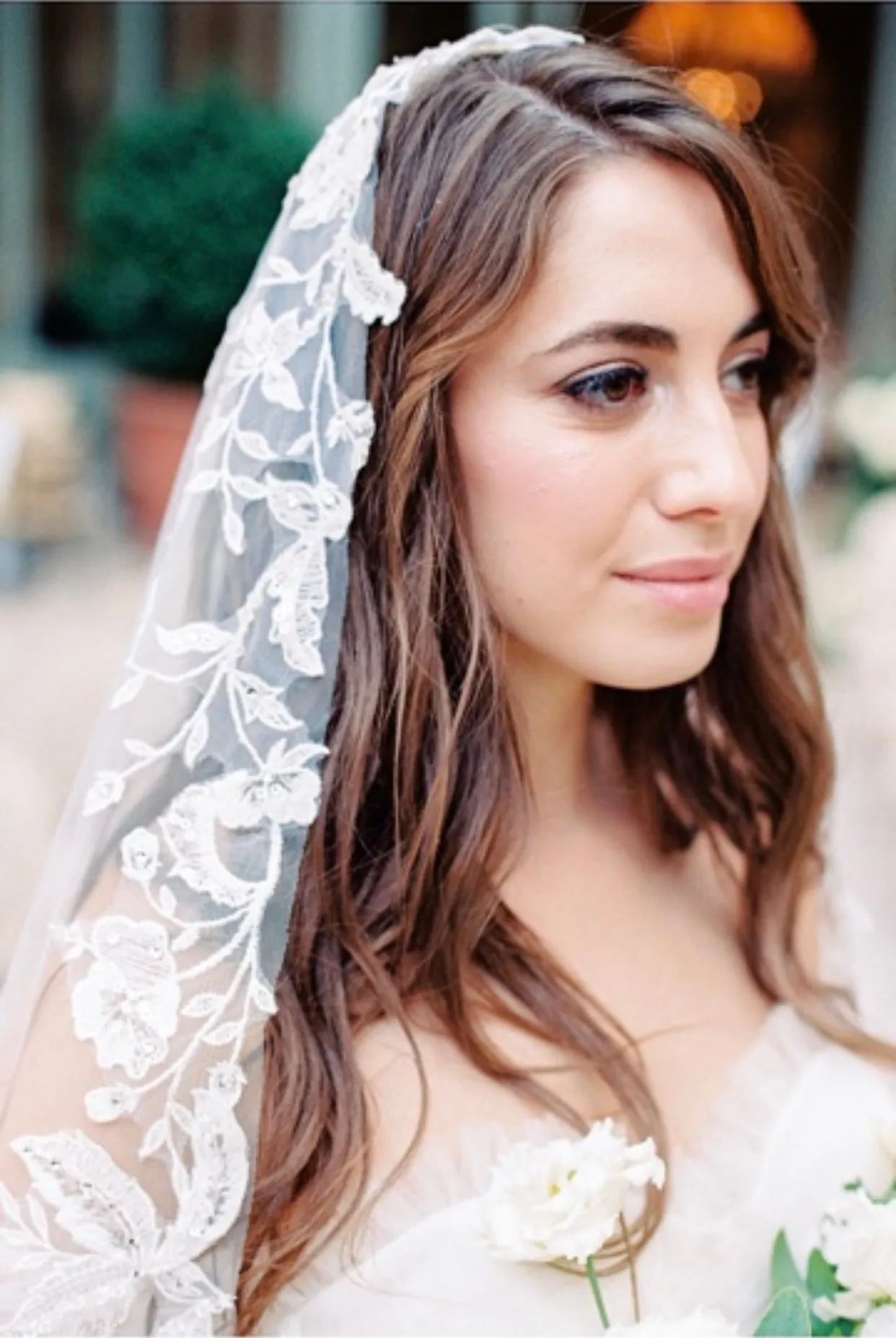 ETTA Lace Edged Cathedral Bridal Veil