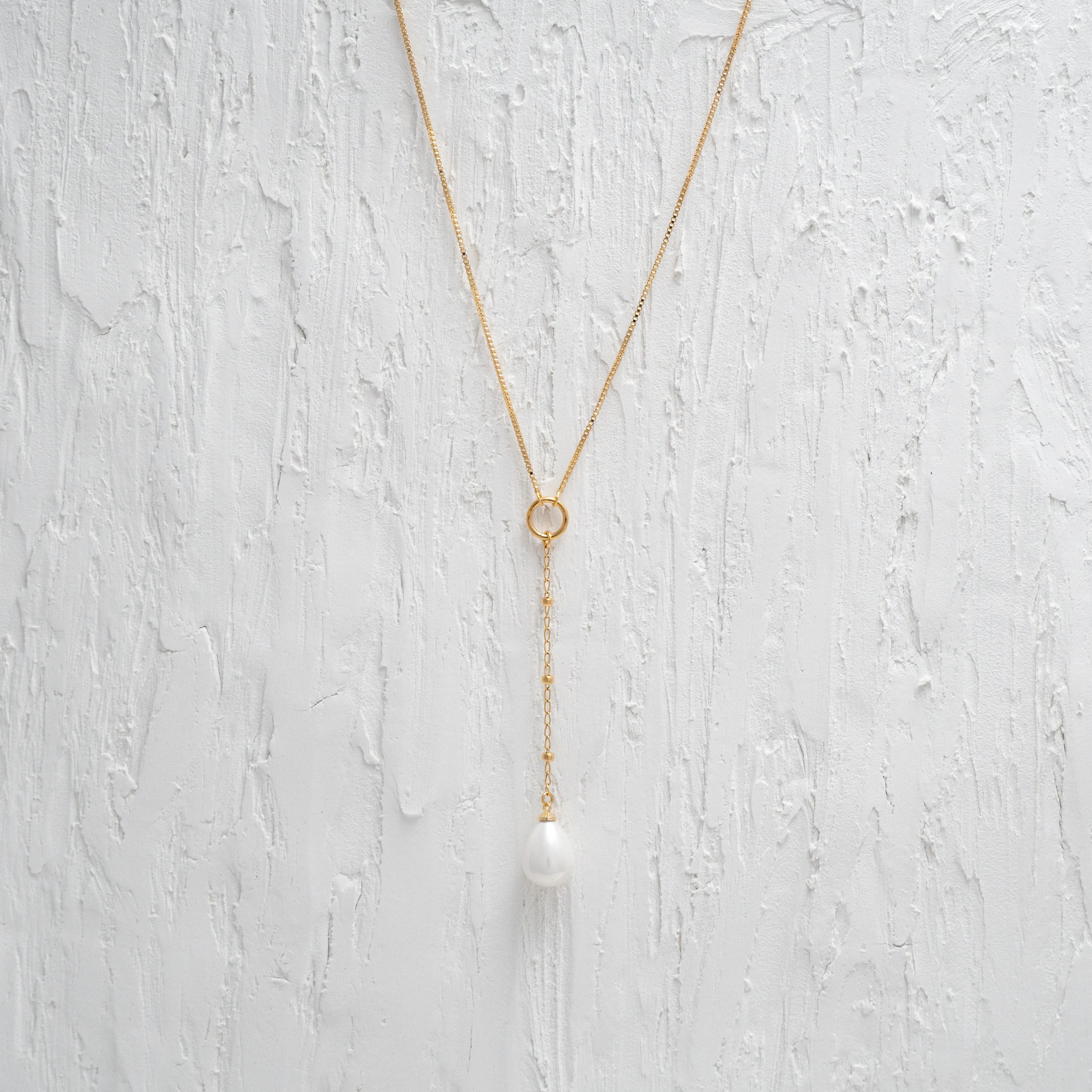 Gold and Pearl Y Necklace