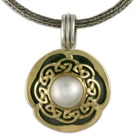 Helios Pearl Pendant - White