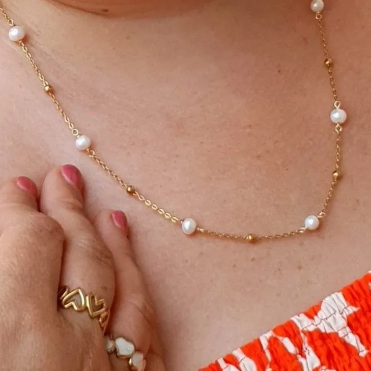 Ocean whispers freshwater pearl necklace