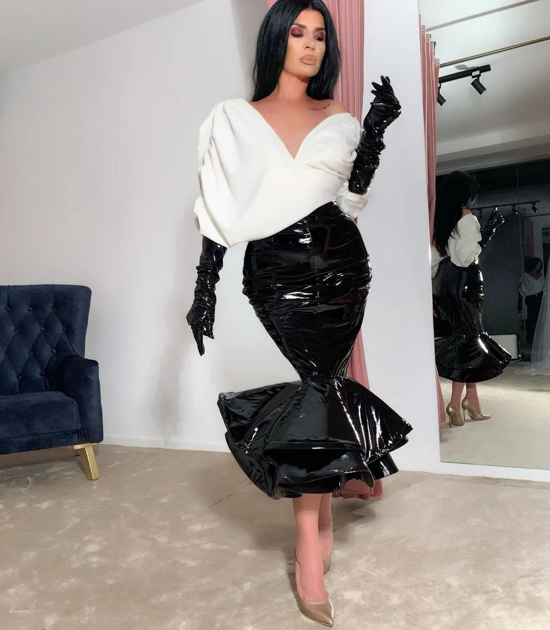 Sophia White V-Neck With Black Gloves Evening Dress