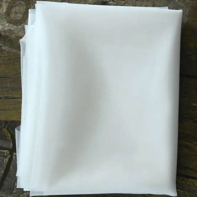 Tulle Pearl Beaded Bridal  Wedding Veil with Hair Comb Size Short Through Cathedral