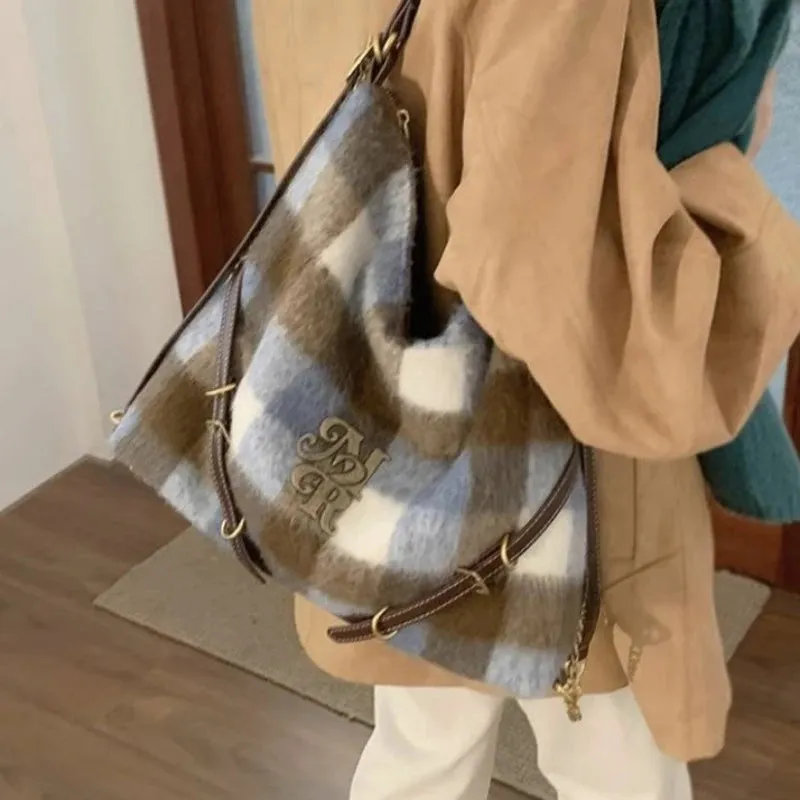 Uakiss Plaid Womens Shoulder Bag Elegant Fashion Large Capacity Casual Backpacks Luxury Designer Exquisite New Korean Popular Bags